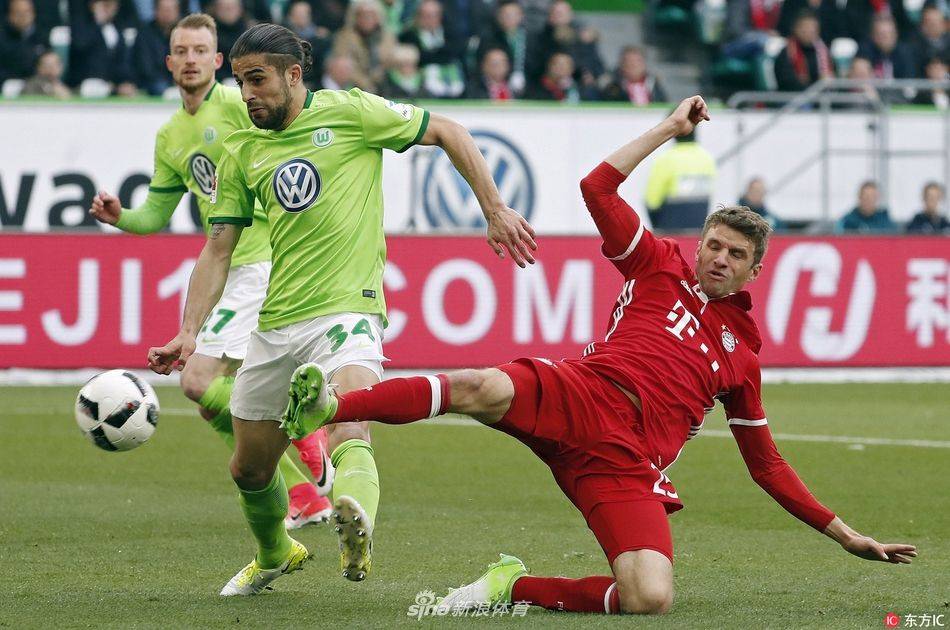 拜仁慕尼黑轻松胜出,实力碾压晋级四强 拜仁慕尼黑轻松胜出,实力碾压晋级四强