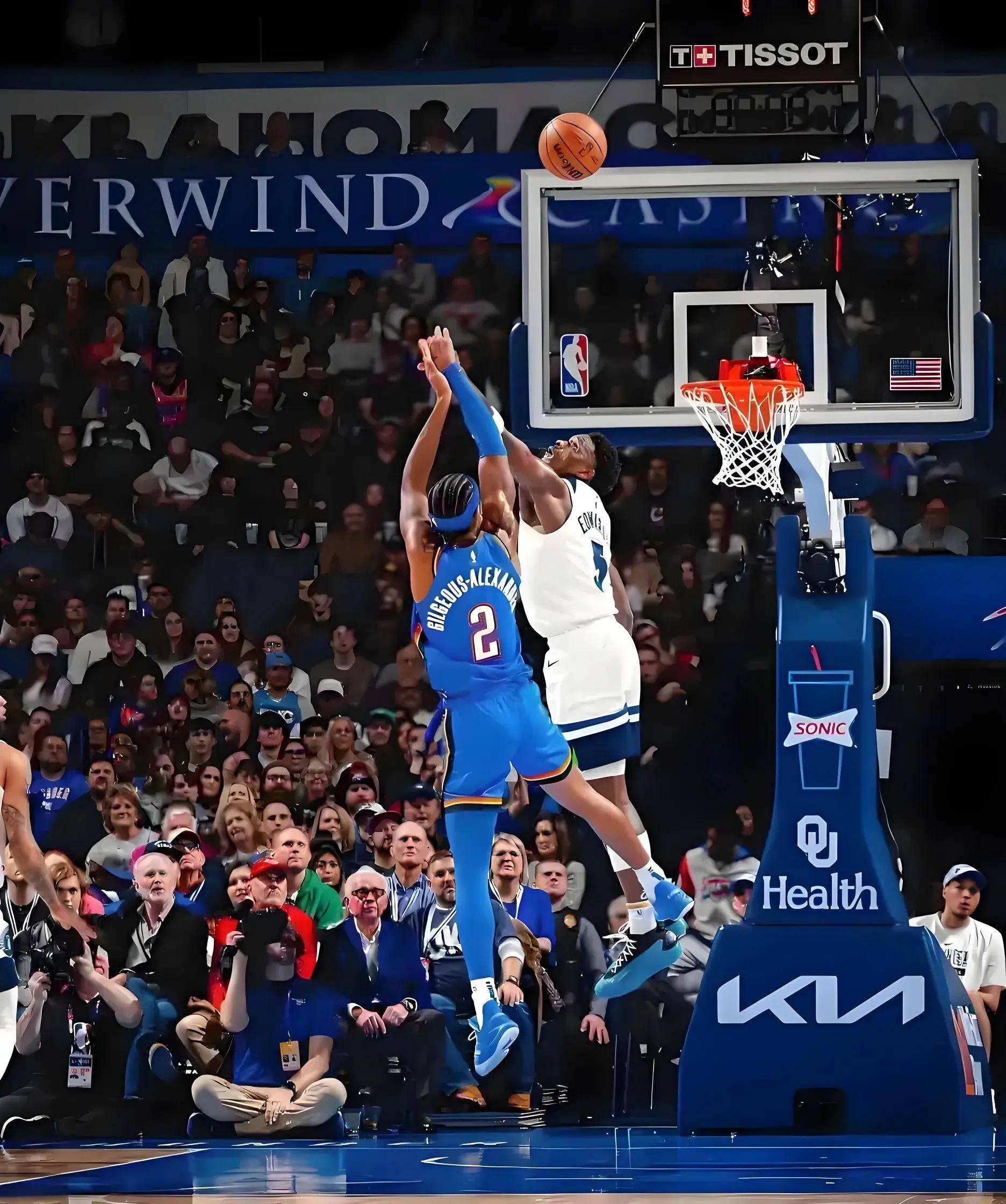 加拿大客场大胜强敌取胜登顶